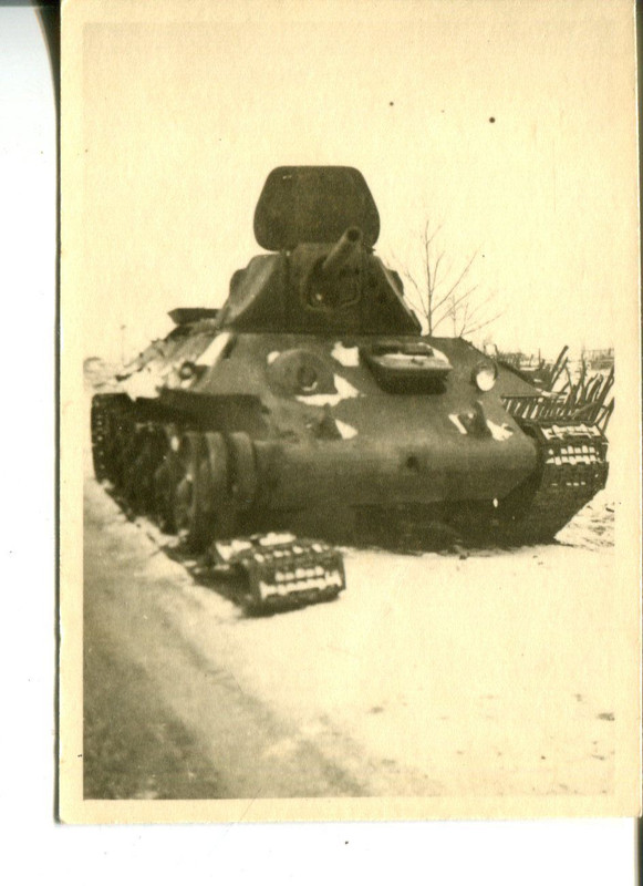 Orig.Foto zerstörter Russischer Panzer Tank T 34