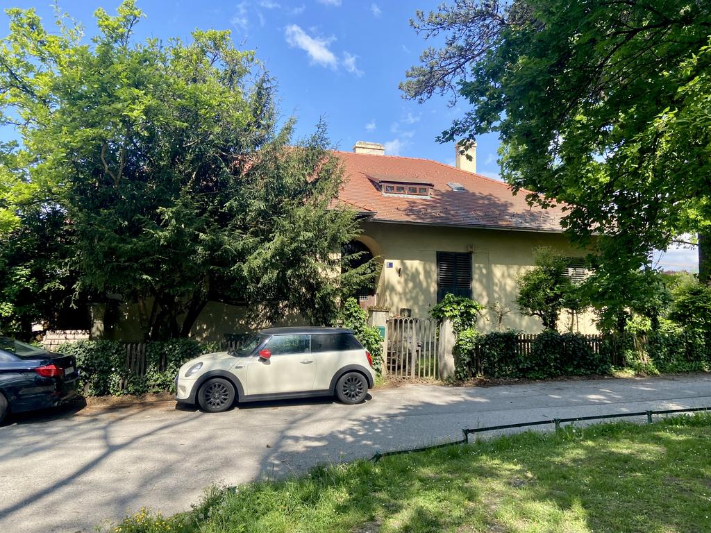 Kuća, Rokov perivoj 2