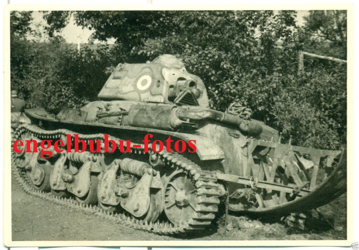 PANZER - Französischer RENAULT 35 mit 50631  TAR