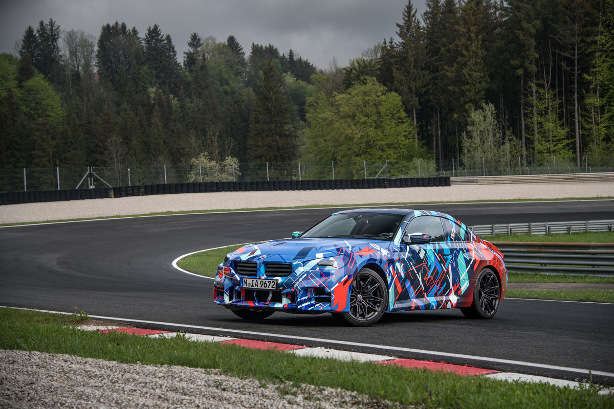 P90468039_highRes_the-all-new-bmw-m2-u
