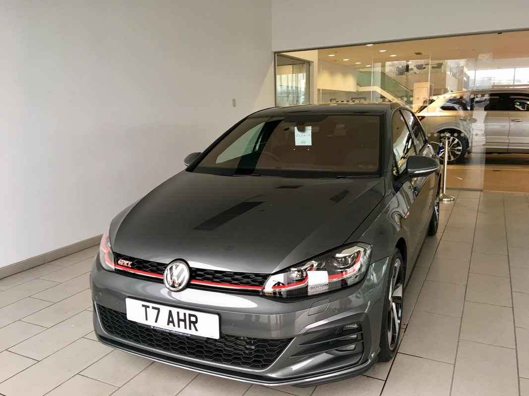 051754AB-A33D-4D78-BF02-58B9342A8104