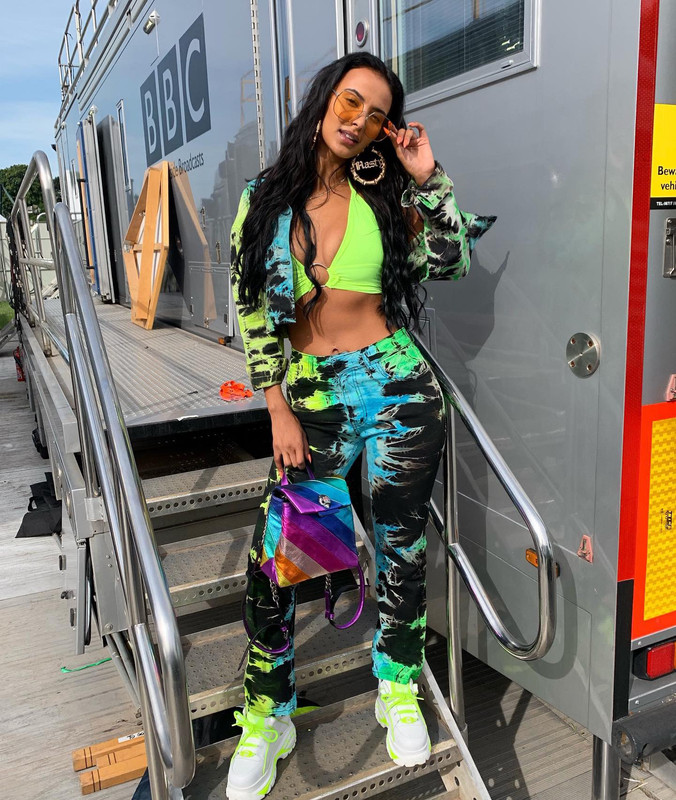 [Image: D7-Zyx-Gd-W4-AAZHs-F.jpg]