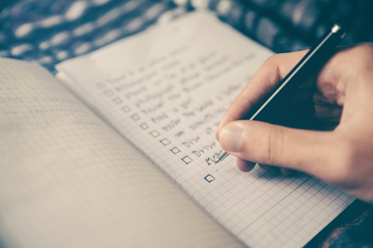 Meal planning with calorie calculator