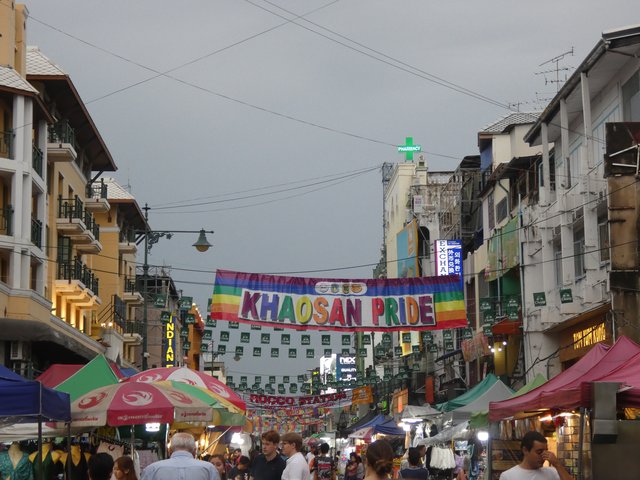 --DÍA 17 (27 junio): Bangkok (Casa de Jim Thompson, MBK, Lumpini y Kao San Road) - Un mes por Filipinas y Tailandia con niñas (2025) (4)