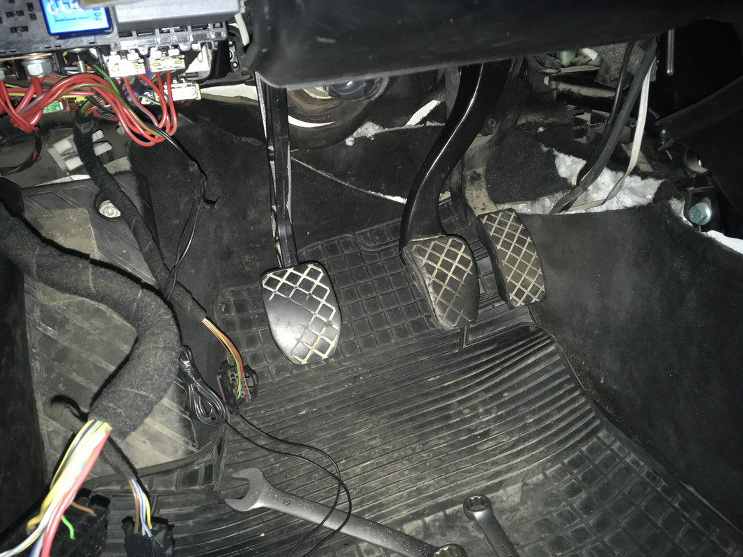 8C17FF78-D90D-45BE-B69F-2FC55B765917