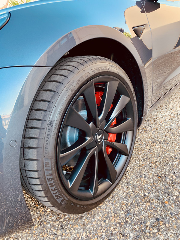 4234D172-42DF-4F78-BA92-F42EB5D9575F