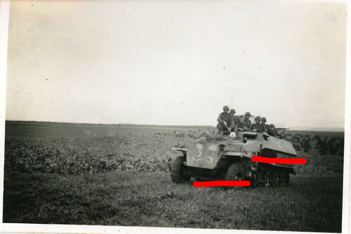 Russland Kämpfe Halbkette SPW Foto1