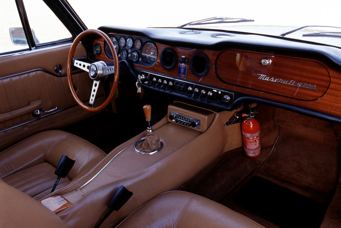 04_MaseratiMexico_Mondialdel'automobiledeParis_1966