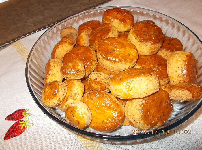 https://i.postimg.cc/52d3Qywx/mediterran-ptaller-202012-19.jpg