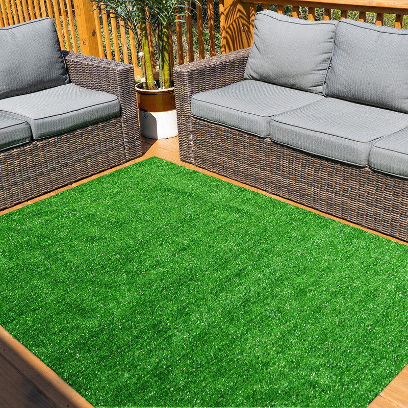 Unleash the Beauty of Artificial Grass: Earthkind 4’4″x6’10” Outdoor Area Rug at an Unbeatable Price