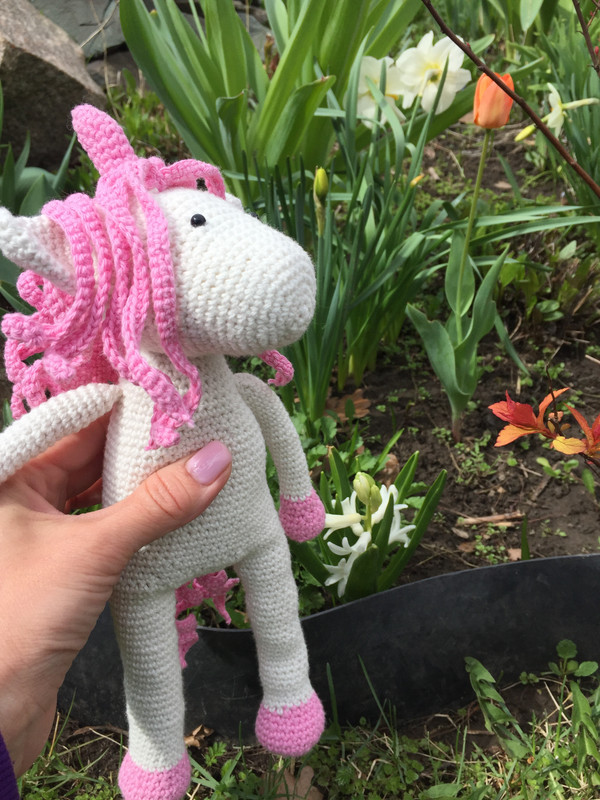 03BB9DC6-4630-4BA8-8541-913F2499ED1C