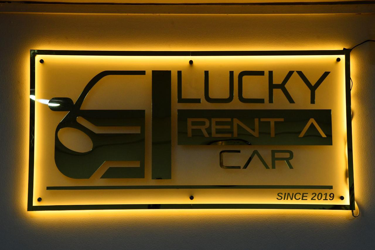 Lucky Rent a Car & Tours Logo