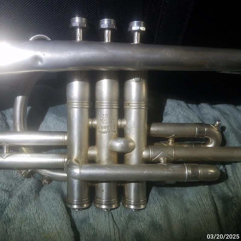KING 1942-45 MASTER CORNET sn 264933 silver(15)