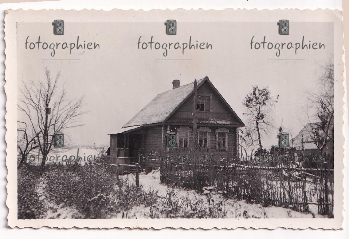 org. Foto Russland Nord 4. Polizei Panzergrenadier Div. Haus Hütte 1941.