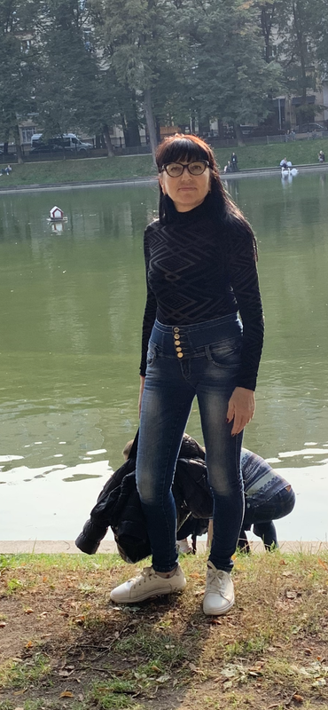 94B79D12-BD26-4AE6-A040-4A5B82068D79