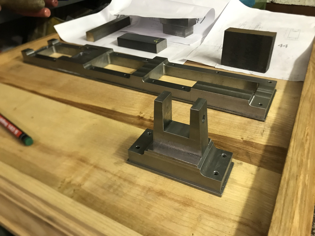 8151DE8F-E11E-484C-9BFF-DD3BCB09FE63