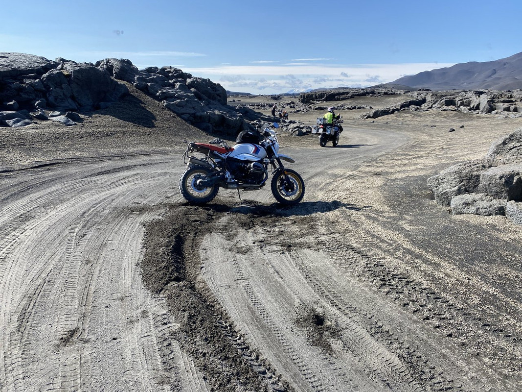 C45C00E9-E3BB-4301-8EB2-D0613534276C