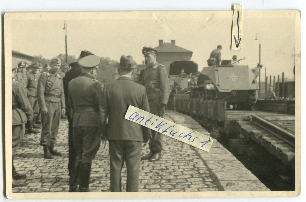 Schützenpanzer Sonder-Kfz 253 einer Stug-Abteilu