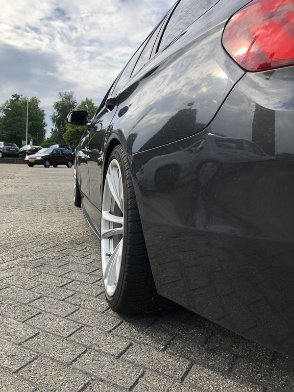 E747DC78-779A-43CE-9E84-992C28752FEA