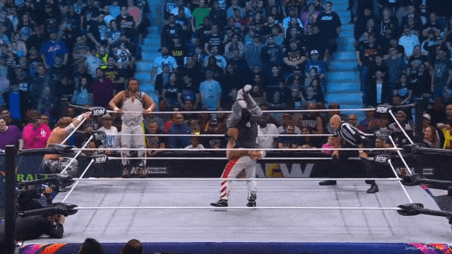 aew_20240925_unitedempire_v_youngbucks1