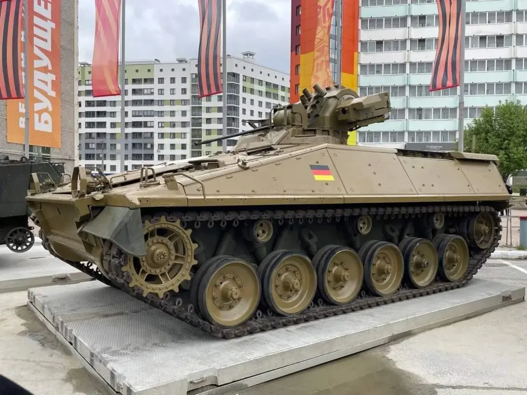 Exposition de blindes captures a Moscou mai 2024 Br-marder