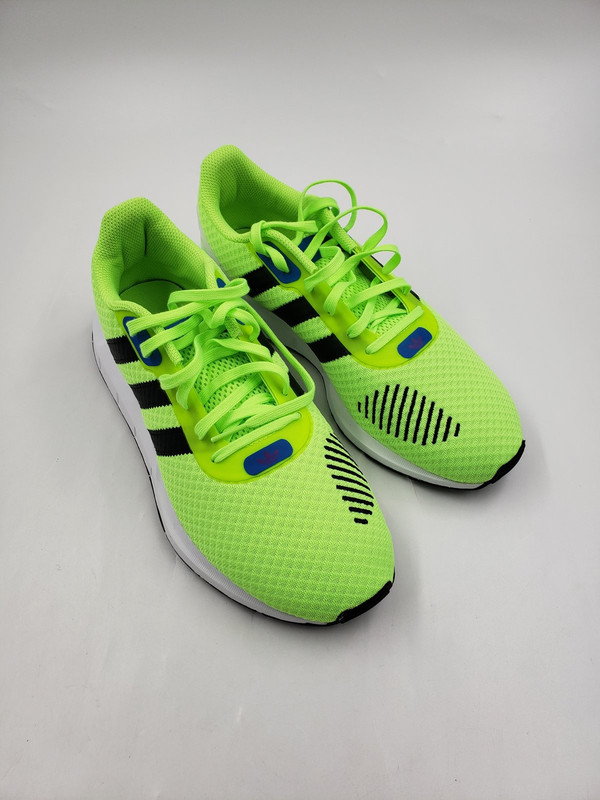 ADIDAS SWIFT RUN RF W FW2128 GREEN BLACK WHITE SHOES WOMEN
