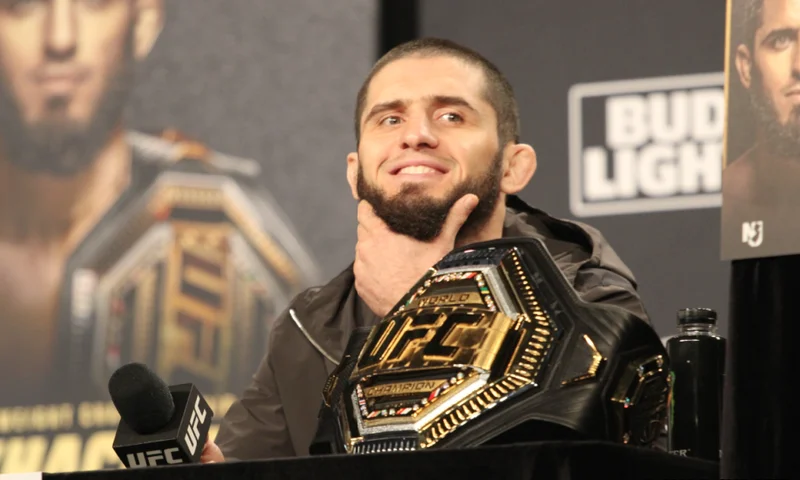 Ислам Махачев все още не е получил договор за битка в UFC 311