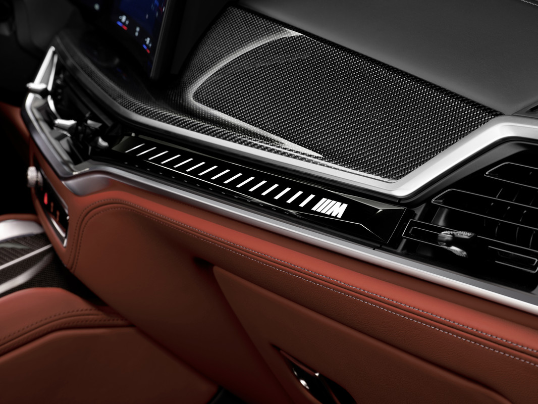 P90495619_highRes_the-new-bmw-x6-m-com