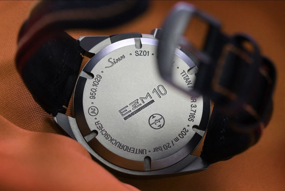 0735F602-1BEF-4F4D-8719-4B35A64B5C8E