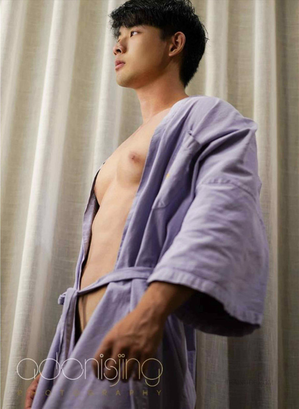 Desire to angel Vol.04 - Anh chàng siêu đẹp trai