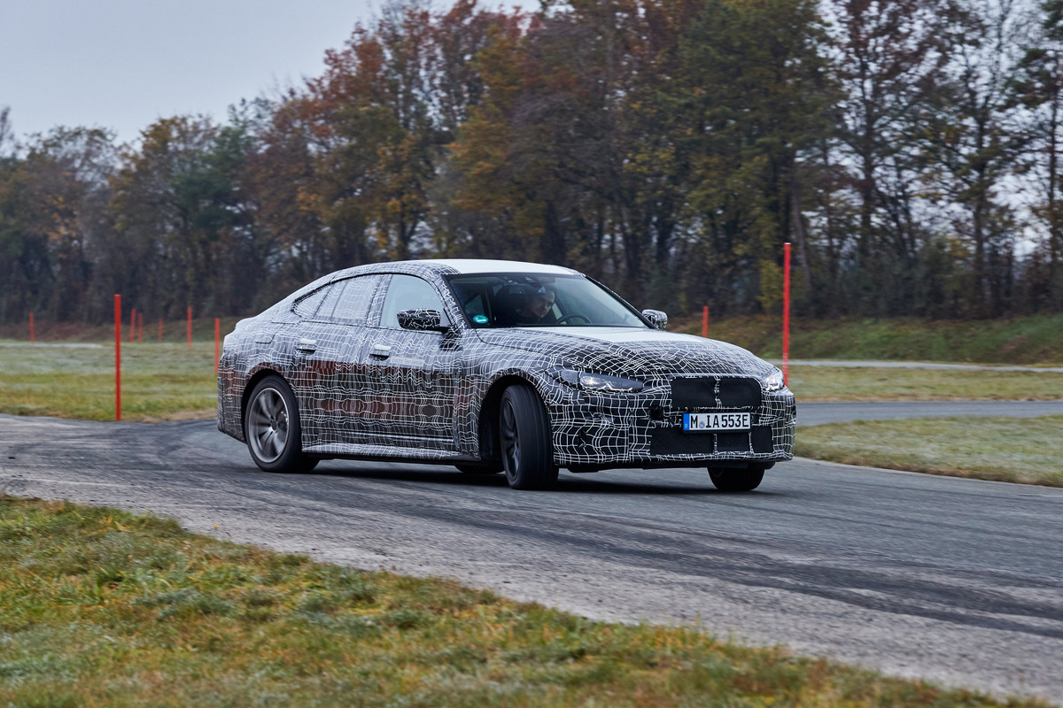 P90412302_highRes_bmw-i4-prototype-fin