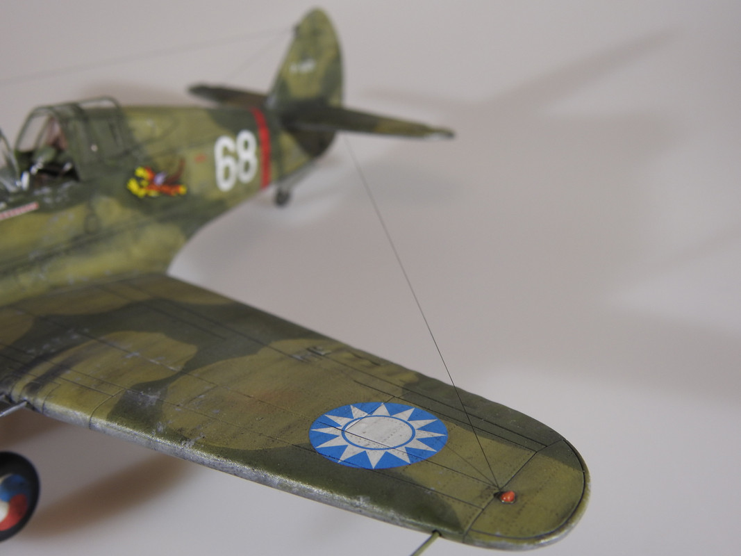 Curtiss P-40C Hawk, Bronco 1/48 –Klar DSCN2267