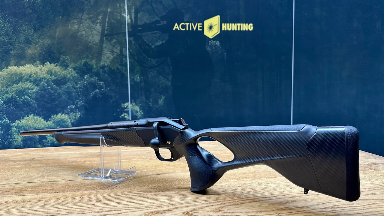 Blaser-R8-Carbon-Links-1