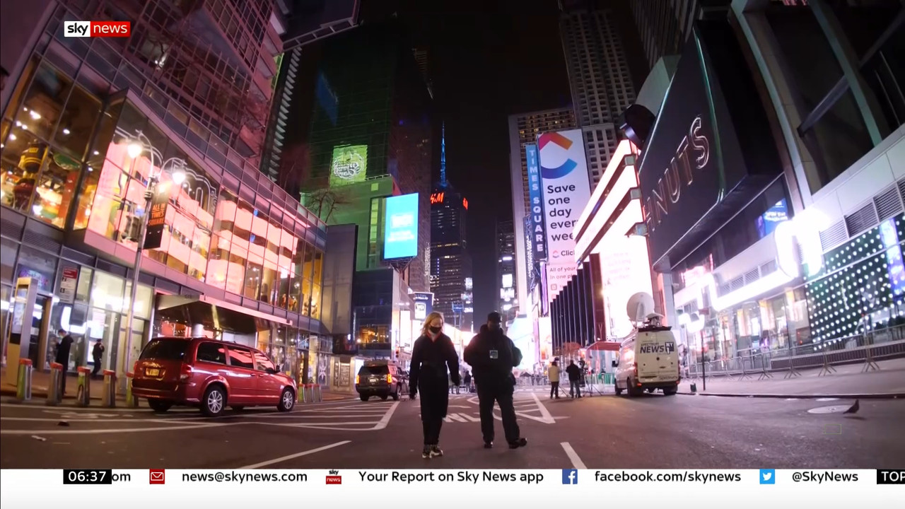 01.01 - 06.00.00 - Sky News @ Breakfast. Latest news headlines, compr..._001.ts_snapshot_03.29.123
