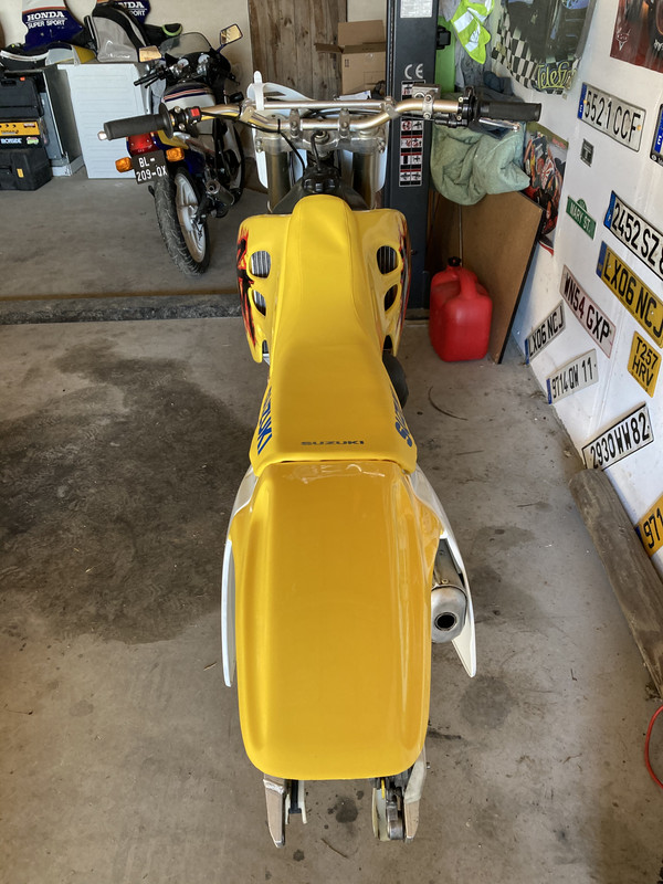 515378EE-D78C-4EB8-BD61-4666B643070C