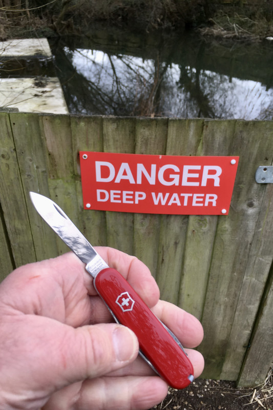 A260994E-63FE-4F8E-BDF3-B94B3BA0EF9F