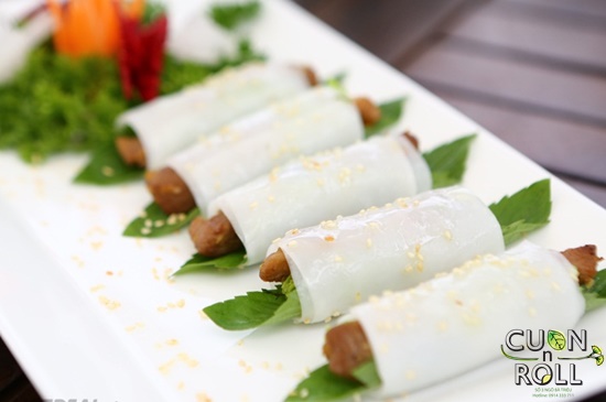 cuonnroll_banhuotthitnuong