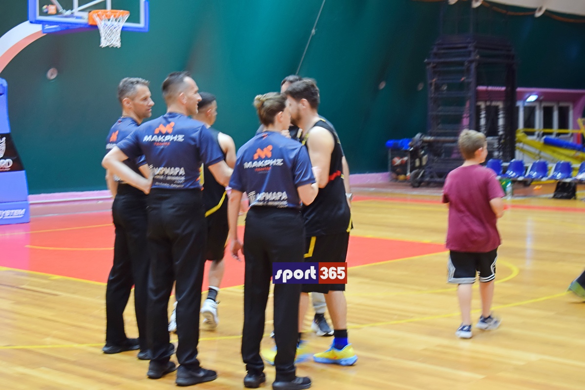 , &Omicron; &Delta;ί&omega;&nu; &Kappa;&upsilon;&pi;&alpha;&rho;&iota;&sigma;&sigma;ί&alpha;&sigmaf;&nbsp;64-60 &tau;&eta;&nu; &Kappa;&alpha;&lambda;&alpha;&mu;ά&tau;&alpha;&nbsp;B.C.&nbsp;&sigma;&tau;&eta;&nu; &Tau;έ&nu;&tau;&alpha;, &iota;&sigma;&omicron;&phi;ά&rho;&iota;&sigma;&epsilon; (1-1) &tau;&omicron;&upsilon;&sigmaf; &tau;&epsilon;&lambda;&iota;&kappa;&omicron;ύ&sigmaf; &tau;&eta;&sigmaf; &Alpha;1 &Epsilon;&Kappa;&Alpha;&Sigma;&Kappa;&Epsilon;&Nu;&Omicron;&Pi; (&phi;&omega;&tau;&omicron;&gamma;&rho;&alpha;&phi;&iota;&epsilon;&sigmaf; & &beta;ί&nu;&tau;&epsilon;&omicron;)