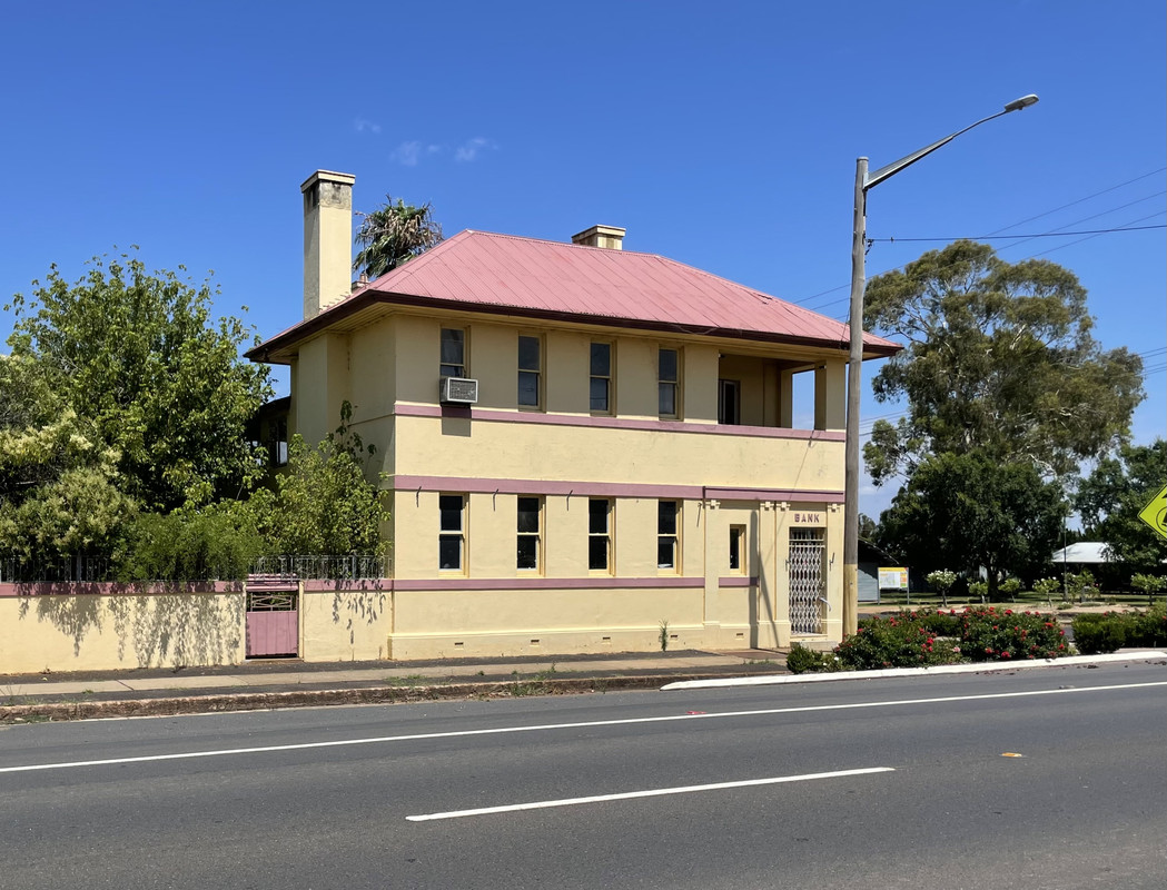 9E1E828C-F81D-4F22-A916-3B9848B1A73B