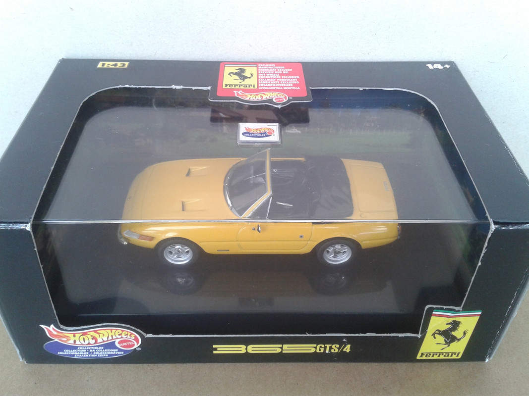 1971 Ferrari 365 GTS-4 (Hot Wheels) (1)