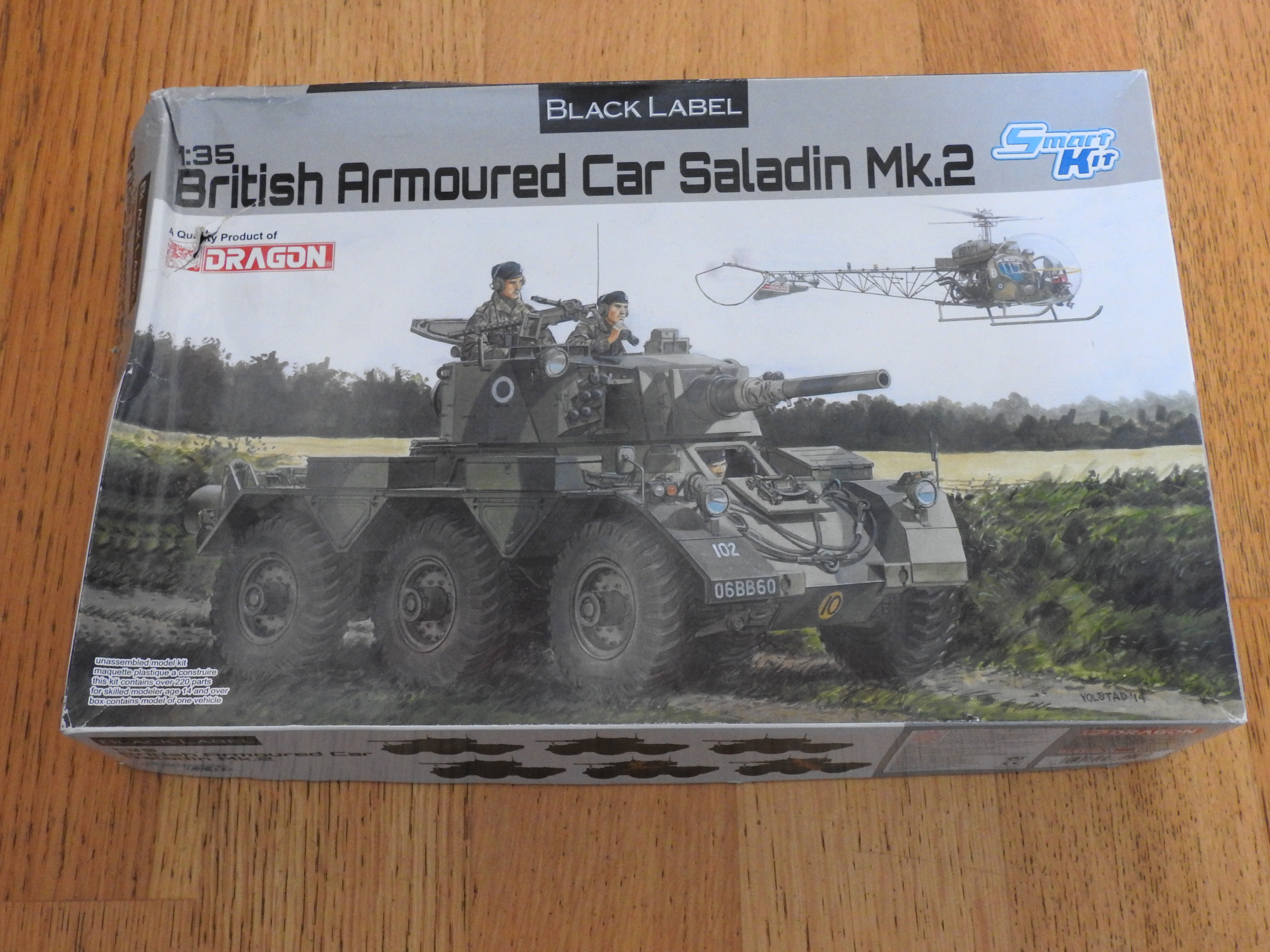 British Armoured Car Saladin Mk2, Dragon,  1/35 DSCN9260