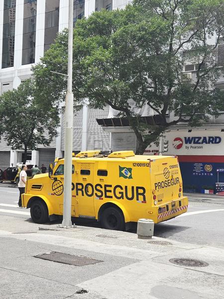 В джазе только девушки или аргентинско-бразильский калейдоскоп В джазе только девушки или аргентинско-бразильский калейдоскоп