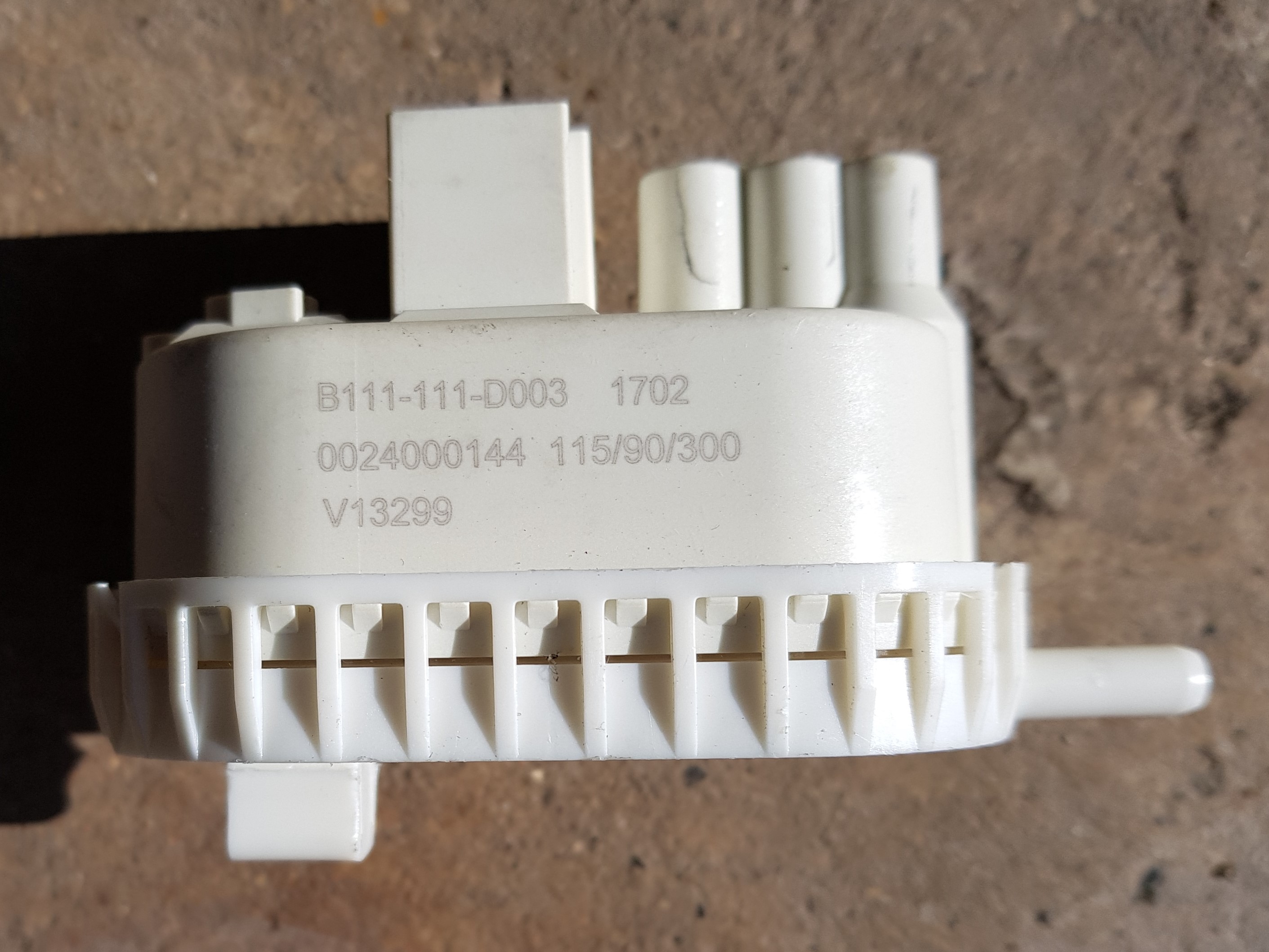Haier pressure switch — Postimages
