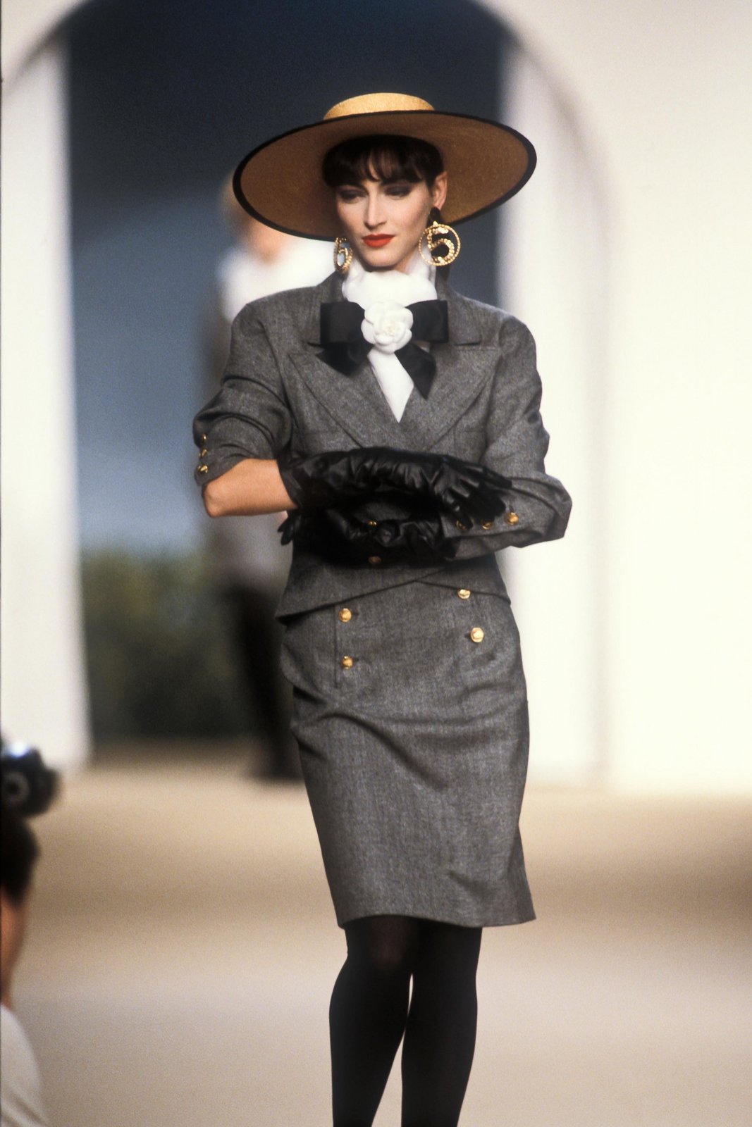 Fashion Classic: CHANEL Spring/Summer 1987 | Lipstick Alley