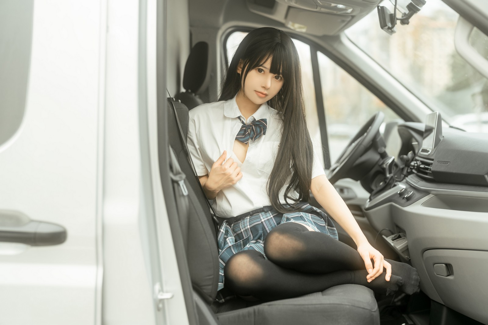 rua阮阮 房车 JK 校服 写真集｜户外校园风高清摄影（41P｜445MB）插图4