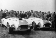 24 HEURES DU MANS YEAR BY YEAR PART ONE 1923-1969 - Page 30 53lm10-Nash-Healey-PVeyron-YGCabantous-5