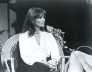 Jaclyn-Smith-c15