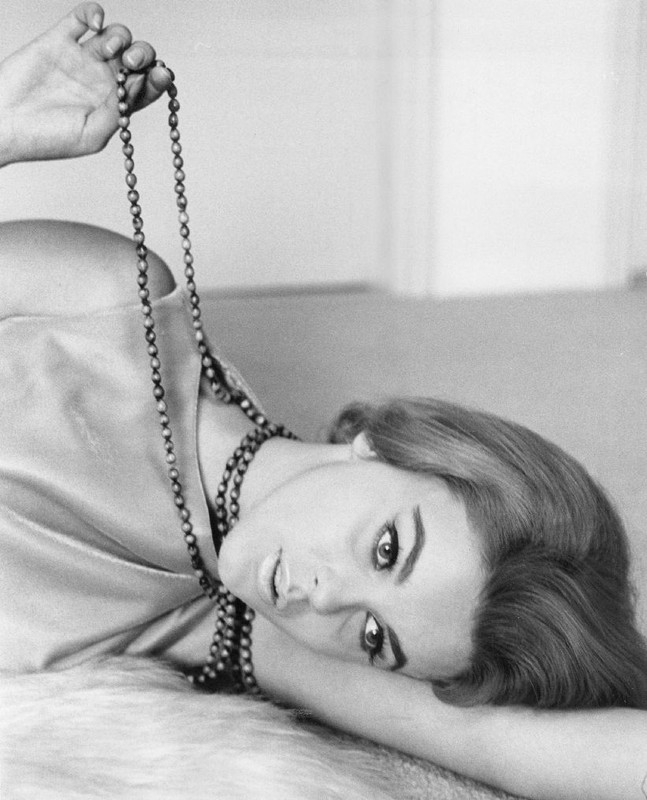 Ann-Margret_mb05