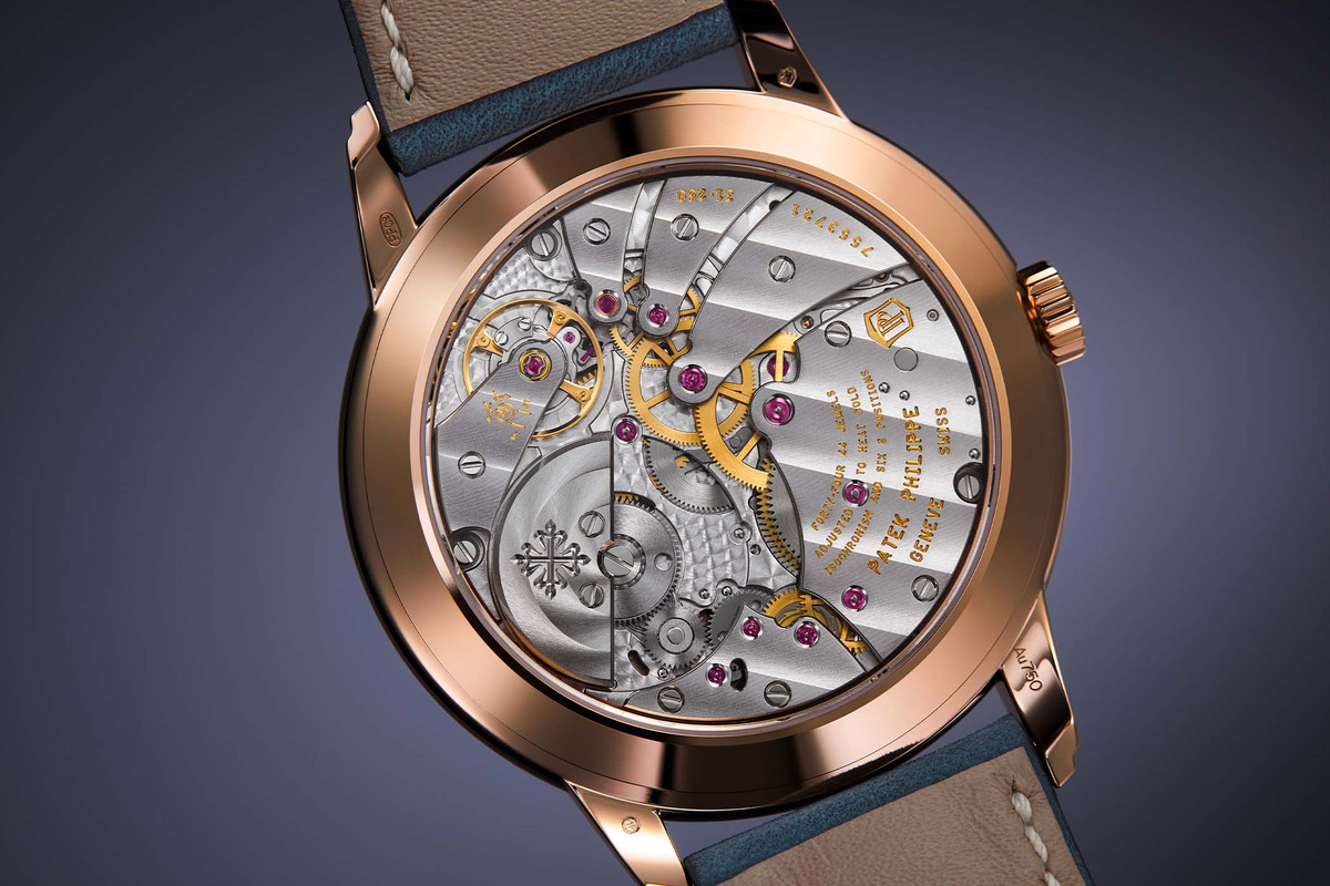 Patek-Philippe-Calatrava-24-Hour-Display-Travel-Time-5224R-1