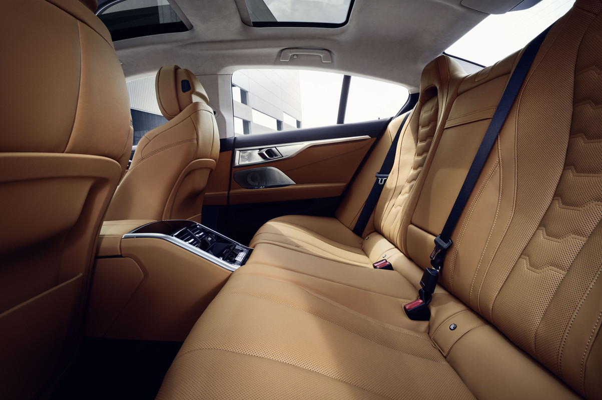 P90449424_highRes_bmw-m850i-xdrive-gra